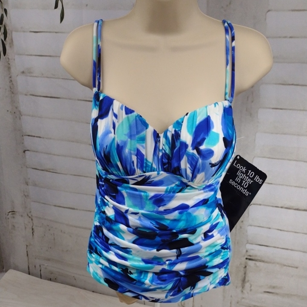 Miraclesuit Elegant Blue and White Design Size 8